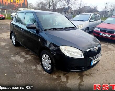 Черный Шкода Фабия, объемом двигателя 1.2 л и пробегом 218 тыс. км за 2500 $, фото 5 на Automoto.ua