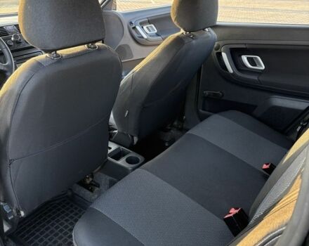 Чорний Шкода Фабія, об'ємом двигуна 1.4 л та пробігом 187 тис. км за 4600 $, фото 5 на Automoto.ua