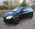 Черный Шкода Фабия, объемом двигателя 1.39 л и пробегом 237 тыс. км за 4700 $, фото 2 на Automoto.ua