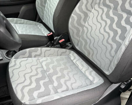 Чорний Шкода Фабія, об'ємом двигуна 1.4 л та пробігом 191 тис. км за 5350 $, фото 21 на Automoto.ua