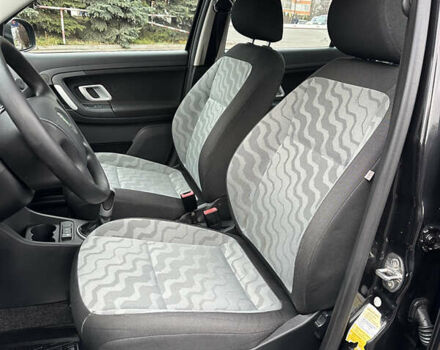 Чорний Шкода Фабія, об'ємом двигуна 1.4 л та пробігом 191 тис. км за 5350 $, фото 20 на Automoto.ua