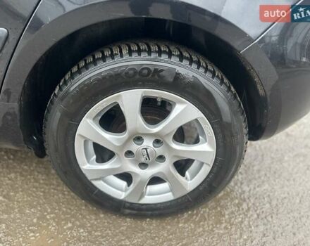 Чорний Шкода Фабія, об'ємом двигуна 1.2 л та пробігом 224 тис. км за 3999 $, фото 34 на Automoto.ua