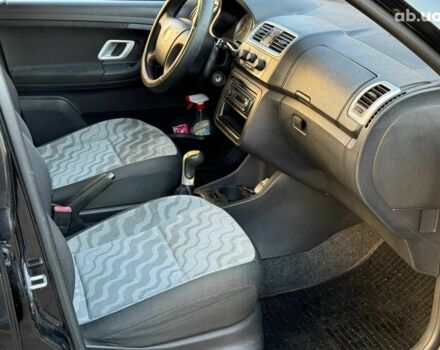 Чорний Шкода Фабія, об'ємом двигуна 1.4 л та пробігом 203 тис. км за 4940 $, фото 14 на Automoto.ua