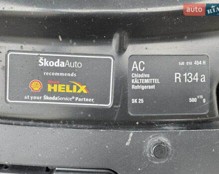 Черный Шкода Фабия, объемом двигателя 1.39 л и пробегом 167 тыс. км за 6450 $, фото 33 на Automoto.ua