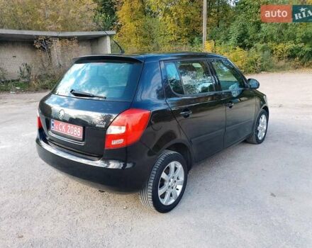 Черный Шкода Фабия, объемом двигателя 1.4 л и пробегом 135 тыс. км за 5500 $, фото 6 на Automoto.ua