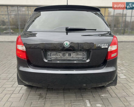 Черный Шкода Фабия, объемом двигателя 1.39 л и пробегом 167 тыс. км за 6450 $, фото 6 на Automoto.ua