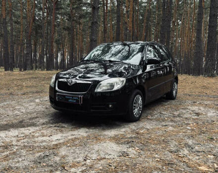 Черный Шкода Фабия, объемом двигателя 1.4 л и пробегом 200 тыс. км за 5600 $, фото 35 на Automoto.ua