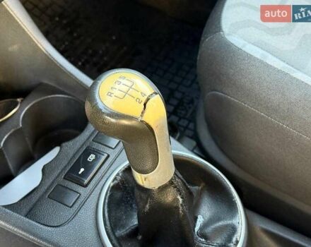 Черный Шкода Фабия, объемом двигателя 1.4 л и пробегом 203 тыс. км за 4940 $, фото 11 на Automoto.ua