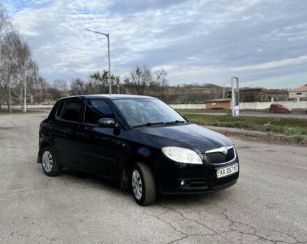Черный Шкода Фабия, объемом двигателя 1.4 л и пробегом 230 тыс. км за 4400 $, фото 2 на Automoto.ua