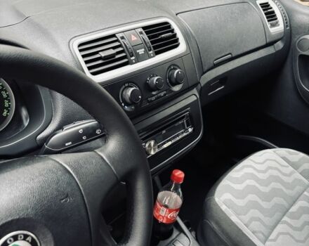 Шкода Фабия 2008 в Харькове на Automoto.ua Черный Шкода Фабия, объемом двигателя 1.4 л и пробегом 200 тыс. км за 5500 $, фото 3 на Automoto.ua