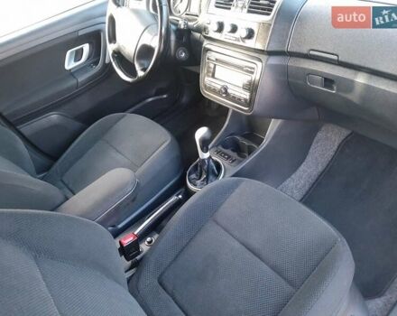 Черный Шкода Фабия, объемом двигателя 1.4 л и пробегом 135 тыс. км за 5500 $, фото 19 на Automoto.ua