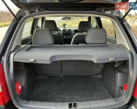 Черный Шкода Фабия, объемом двигателя 1.2 л и пробегом 272 тыс. км за 4200 $, фото 18 на Automoto.ua