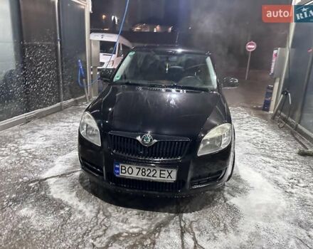 Черный Шкода Фабия, объемом двигателя 1.2 л и пробегом 224 тыс. км за 4700 $, фото 4 на Automoto.ua