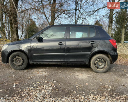 Черный Шкода Фабия, объемом двигателя 1.2 л и пробегом 272 тыс. км за 4200 $, фото 6 на Automoto.ua