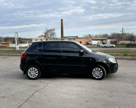 Черный Шкода Фабия, объемом двигателя 1.4 л и пробегом 230 тыс. км за 4400 $, фото 3 на Automoto.ua