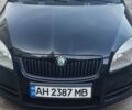 Черный Шкода Фабия, объемом двигателя 1.2 л и пробегом 205 тыс. км за 3900 $, фото 1 на Automoto.ua