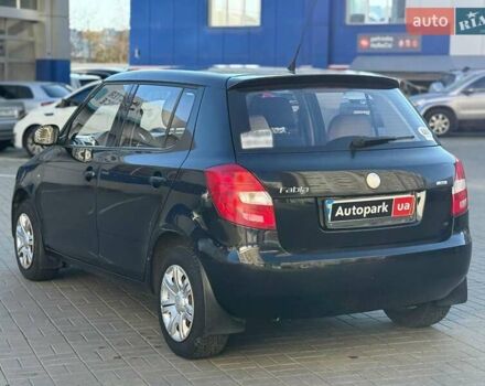 Черный Шкода Фабия, объемом двигателя 1.4 л и пробегом 203 тыс. км за 4940 $, фото 5 на Automoto.ua