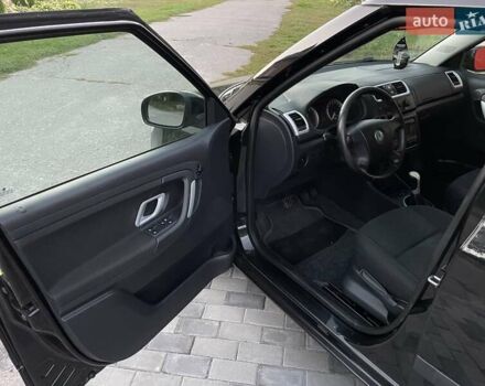 Черный Шкода Фабия, объемом двигателя 1.6 л и пробегом 190 тыс. км за 6500 $, фото 10 на Automoto.ua