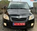 Черный Шкода Фабия, объемом двигателя 1.6 л и пробегом 201 тыс. км за 5500 $, фото 1 на Automoto.ua