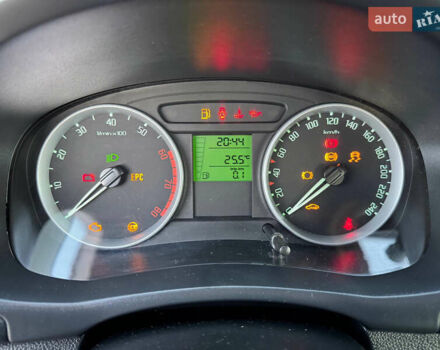 Чорний Шкода Фабія, об'ємом двигуна 1.4 л та пробігом 204 тис. км за 5900 $, фото 10 на Automoto.ua