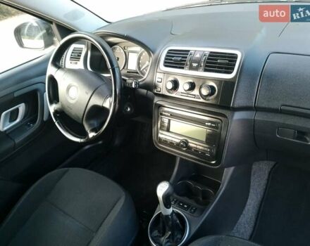 Черный Шкода Фабия, объемом двигателя 1.4 л и пробегом 135 тыс. км за 5500 $, фото 20 на Automoto.ua