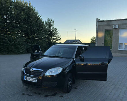 Чорний Шкода Фабія, об'ємом двигуна 1.6 л та пробігом 206 тис. км за 5500 $, фото 2 на Automoto.ua