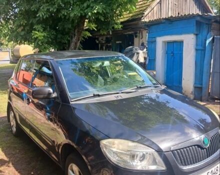 Черный Шкода Фабия, объемом двигателя 1.6 л и пробегом 186 тыс. км за 5500 $, фото 3 на Automoto.ua