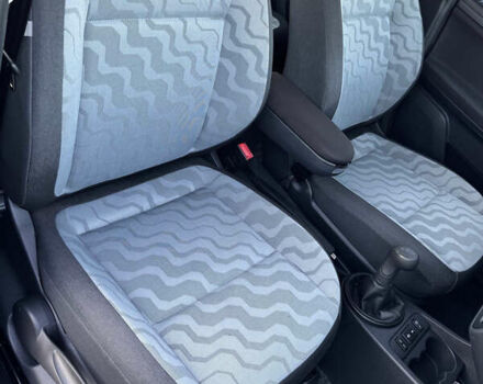 Чорний Шкода Фабія, об'ємом двигуна 1.4 л та пробігом 204 тис. км за 5900 $, фото 17 на Automoto.ua