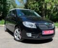 Черный Шкода Фабия, объемом двигателя 1.6 л и пробегом 206 тыс. км за 5600 $, фото 1 на Automoto.ua
