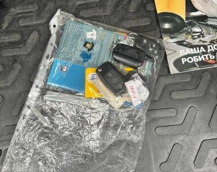 Черный Шкода Фабия, объемом двигателя 1.6 л и пробегом 114 тыс. км за 6100 $, фото 9 на Automoto.ua