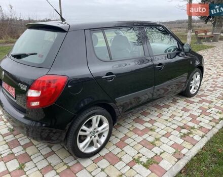 Черный Шкода Фабия, объемом двигателя 1.6 л и пробегом 190 тыс. км за 6400 $, фото 3 на Automoto.ua