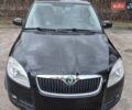 Черный Шкода Фабия, объемом двигателя 1.2 л и пробегом 133 тыс. км за 5200 $, фото 1 на Automoto.ua