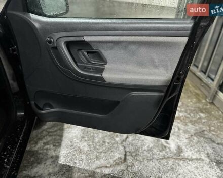 Черный Шкода Фабия, объемом двигателя 1.2 л и пробегом 224 тыс. км за 4700 $, фото 23 на Automoto.ua