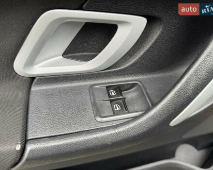 Черный Шкода Фабия, объемом двигателя 1.39 л и пробегом 167 тыс. км за 6450 $, фото 10 на Automoto.ua