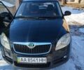 Черный Шкода Фабия, объемом двигателя 1.6 л и пробегом 160 тыс. км за 5600 $, фото 1 на Automoto.ua