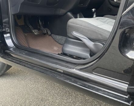 Чорний Шкода Фабія, об'ємом двигуна 1.4 л та пробігом 233 тис. км за 5500 $, фото 19 на Automoto.ua