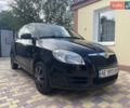 Черный Шкода Фабия, объемом двигателя 1.2 л и пробегом 285 тыс. км за 5100 $, фото 1 на Automoto.ua