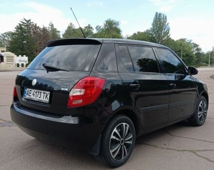 Черный Шкода Фабия, объемом двигателя 1.4 л и пробегом 168 тыс. км за 5600 $, фото 2 на Automoto.ua