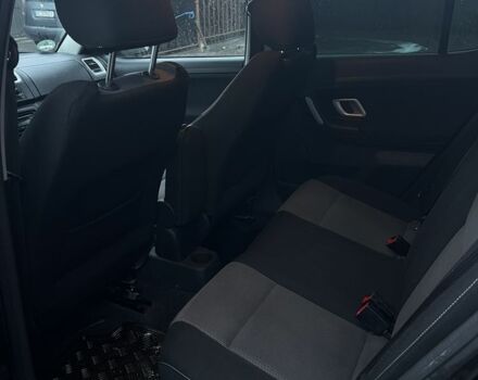 Черный Шкода Фабия, объемом двигателя 1.4 л и пробегом 192 тыс. км за 4999 $, фото 12 на Automoto.ua