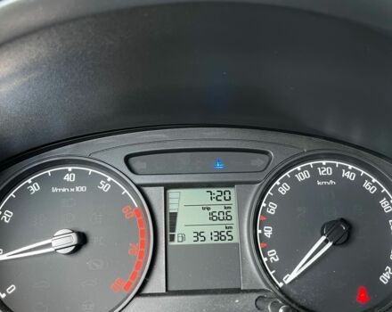 Черный Шкода Фабия, объемом двигателя 1.2 л и пробегом 351 тыс. км за 3200 $, фото 7 на Automoto.ua