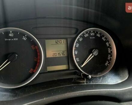 Чорний Шкода Фабія, об'ємом двигуна 1.6 л та пробігом 201 тис. км за 7999 $, фото 35 на Automoto.ua