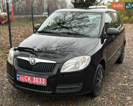 Черный Шкода Фабия, объемом двигателя 1.2 л и пробегом 95 тыс. км за 5200 $, фото 5 на Automoto.ua