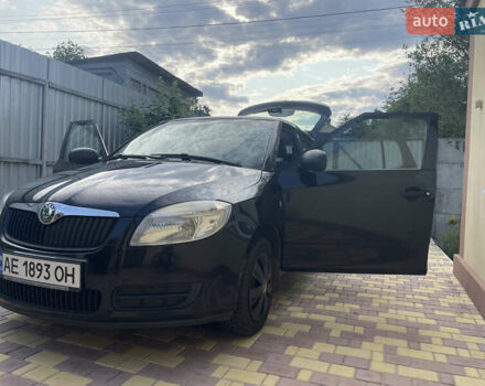 Черный Шкода Фабия, объемом двигателя 1.2 л и пробегом 285 тыс. км за 5100 $, фото 3 на Automoto.ua