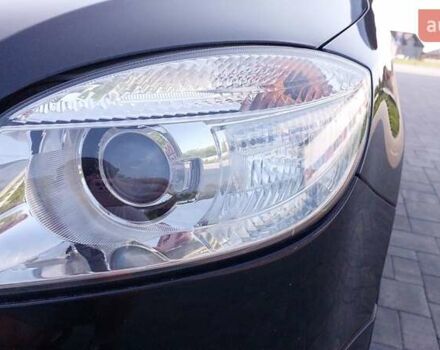 Черный Шкода Фабия, объемом двигателя 1.6 л и пробегом 210 тыс. км за 6700 $, фото 9 на Automoto.ua