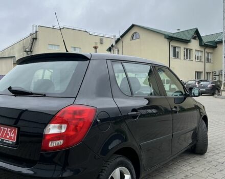 Черный Шкода Фабия, объемом двигателя 1.4 л и пробегом 213 тыс. км за 5700 $, фото 4 на Automoto.ua