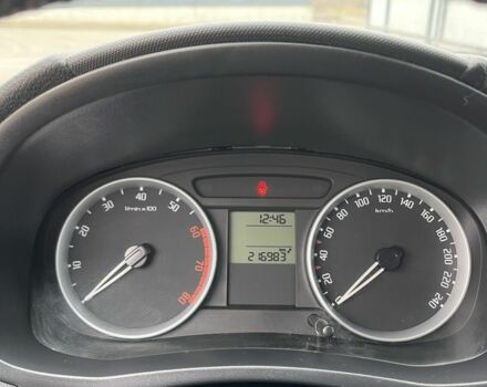 Черный Шкода Фабия, объемом двигателя 1.4 л и пробегом 213 тыс. км за 5700 $, фото 12 на Automoto.ua