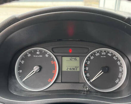 Черный Шкода Фабия, объемом двигателя 1.39 л и пробегом 216 тыс. км за 5700 $, фото 14 на Automoto.ua