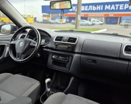 Шкода Фабия 2009 в Луцке на Automoto.ua Черный Шкода Фабия, объемом двигателя 1.4 л и пробегом 192 тыс. км за 5500 $, фото 6 на Automoto.ua