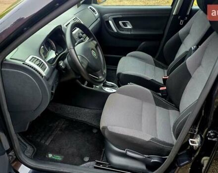 Чорний Шкода Фабія, об'ємом двигуна 1.6 л та пробігом 201 тис. км за 7999 $, фото 33 на Automoto.ua