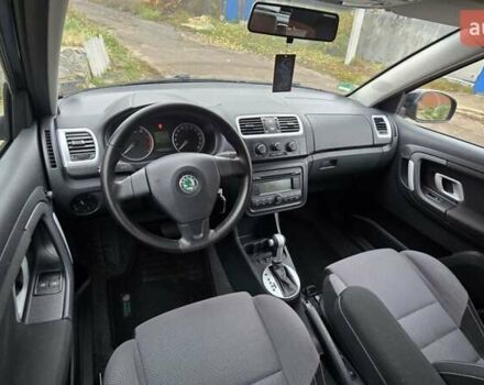 Чорний Шкода Фабія, об'ємом двигуна 1.6 л та пробігом 201 тис. км за 7999 $, фото 1 на Automoto.ua